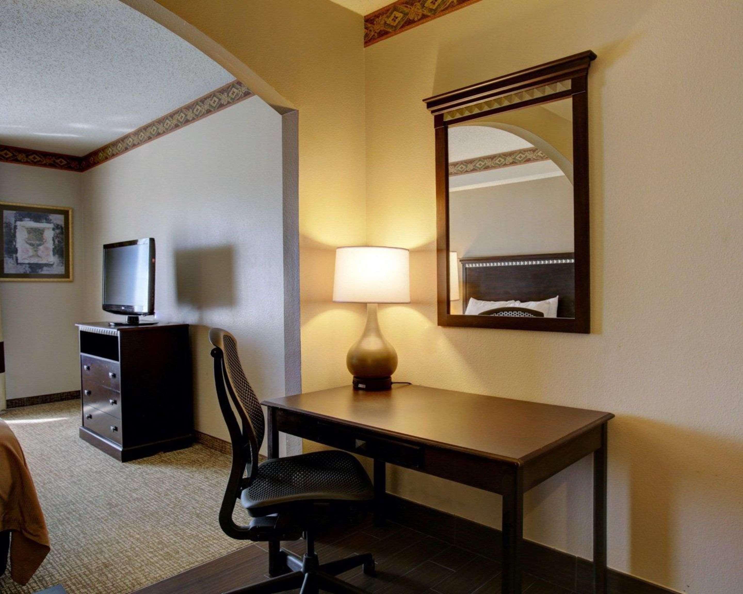 Comfort Inn & Suites Seguin Εξωτερικό φωτογραφία