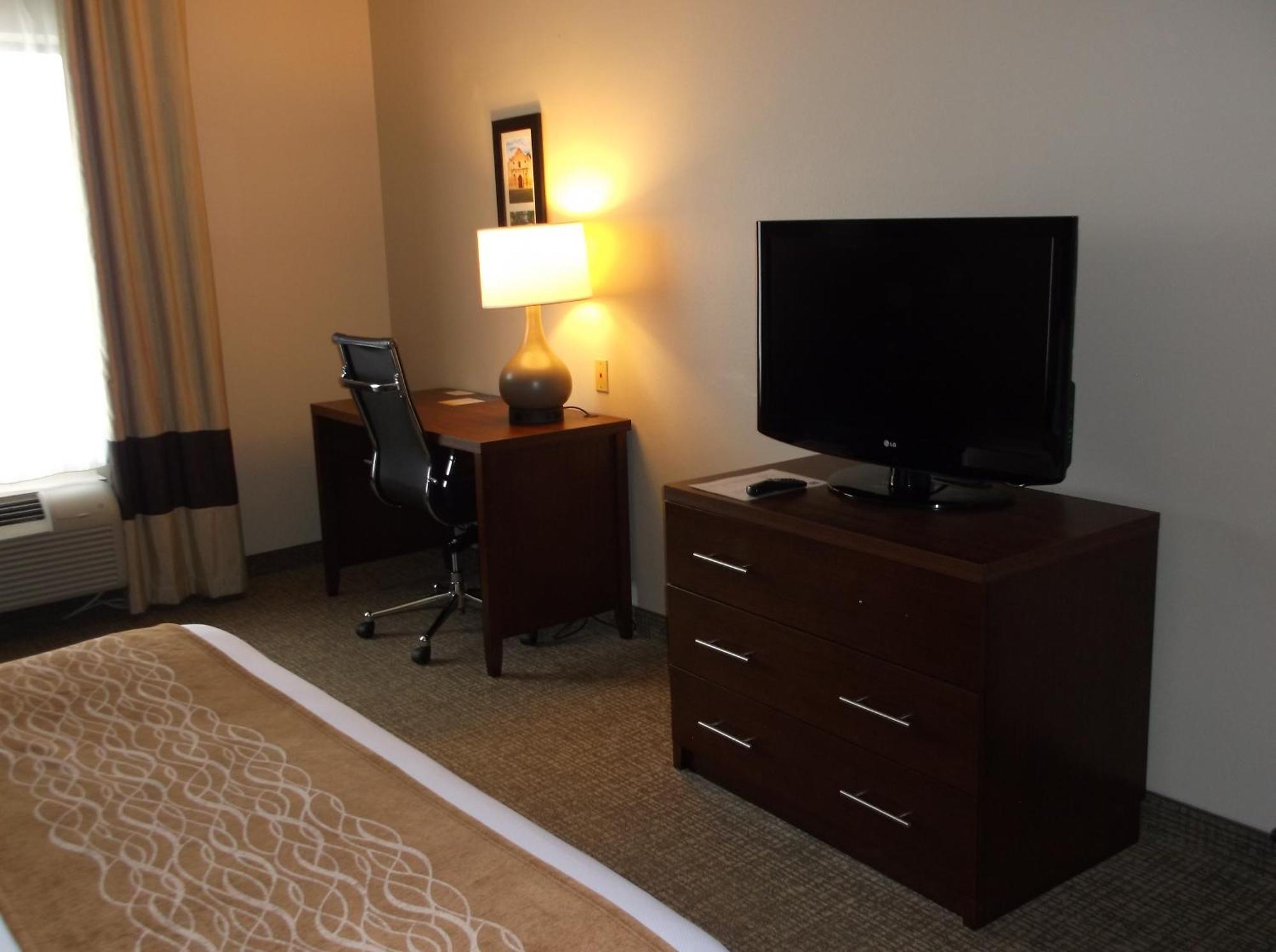 Comfort Inn & Suites Seguin Εξωτερικό φωτογραφία