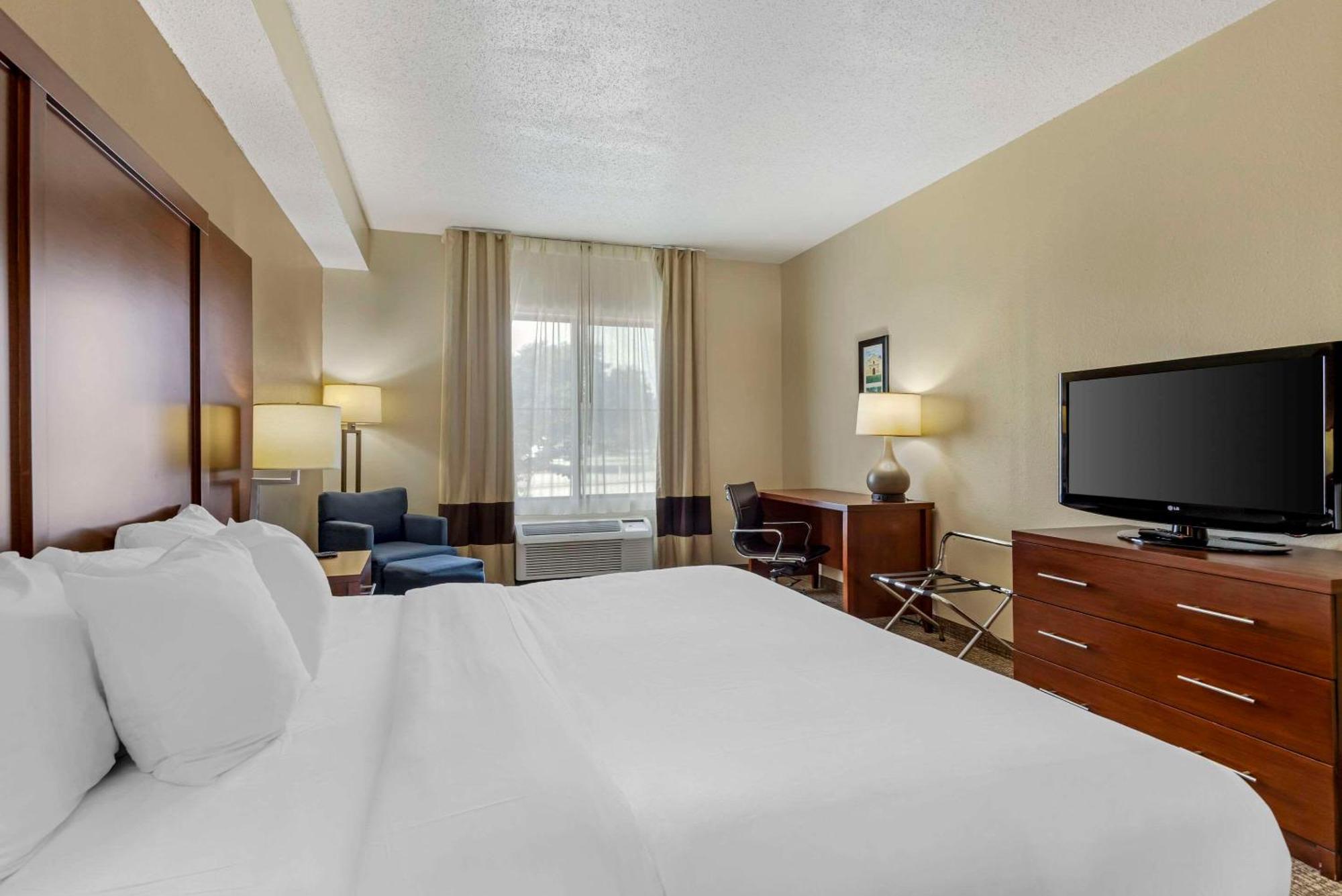 Comfort Inn & Suites Seguin Εξωτερικό φωτογραφία