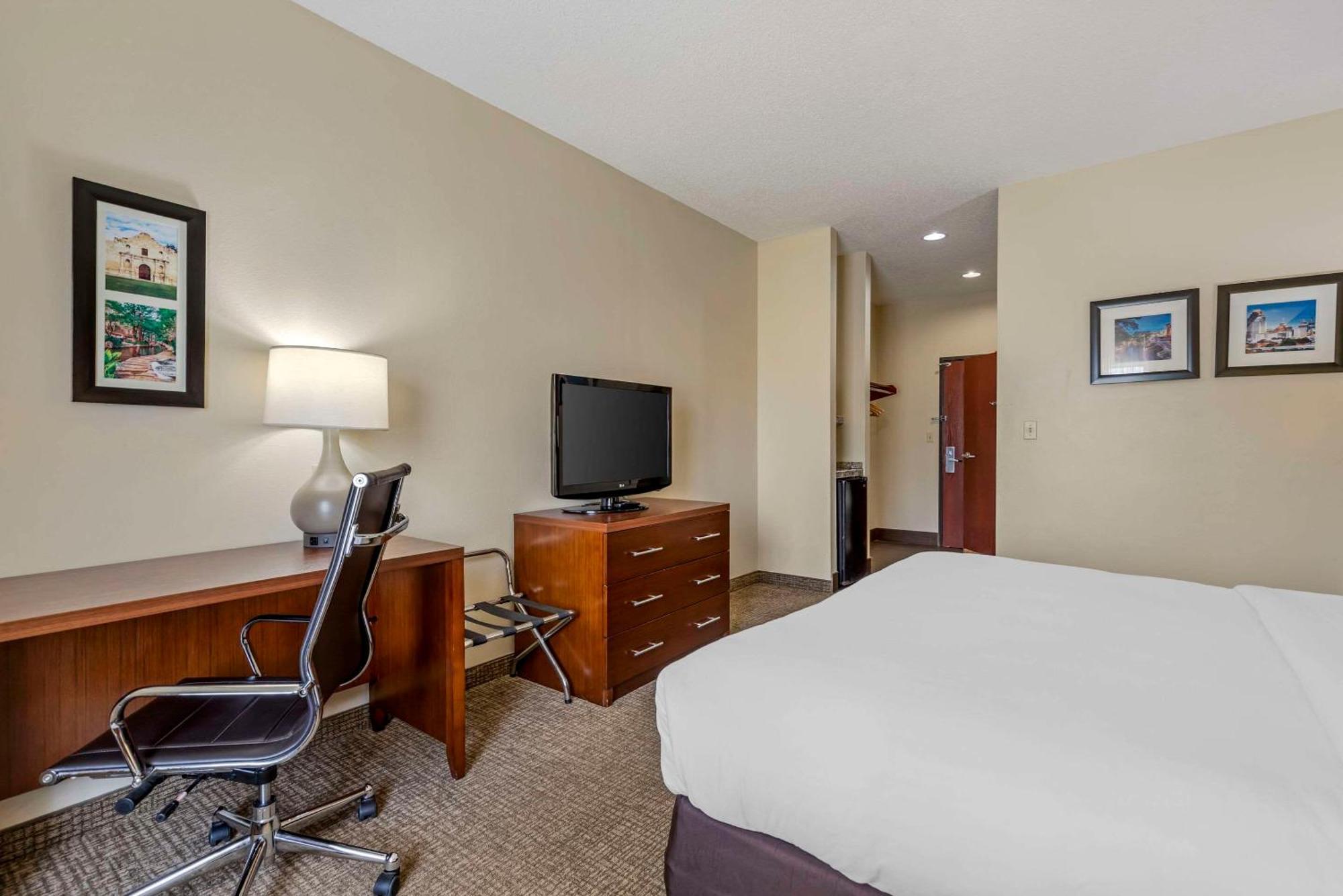 Comfort Inn & Suites Seguin Εξωτερικό φωτογραφία